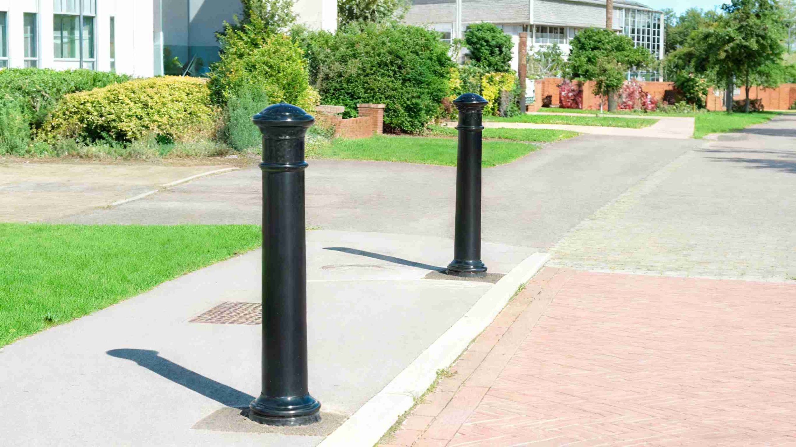 Cast Iron & Steel Bollards: Your Street Protectors