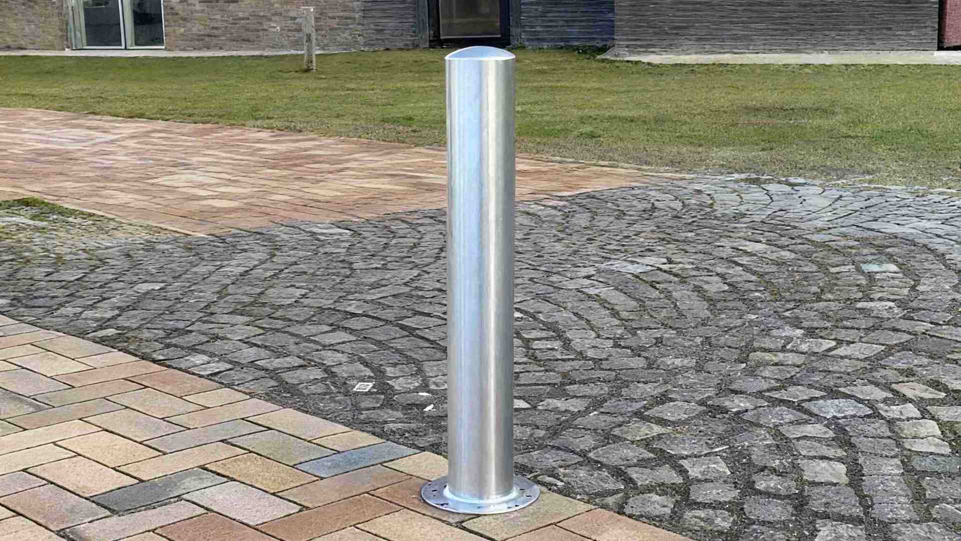 Discover The Best Stainless Bollards For Your Space
