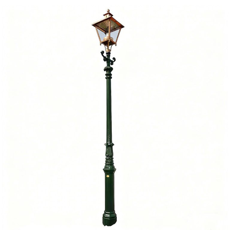 Hs L035 Aluminum Pole: Antique Victorian Light Pole For Elegant Outdoor Spaces
