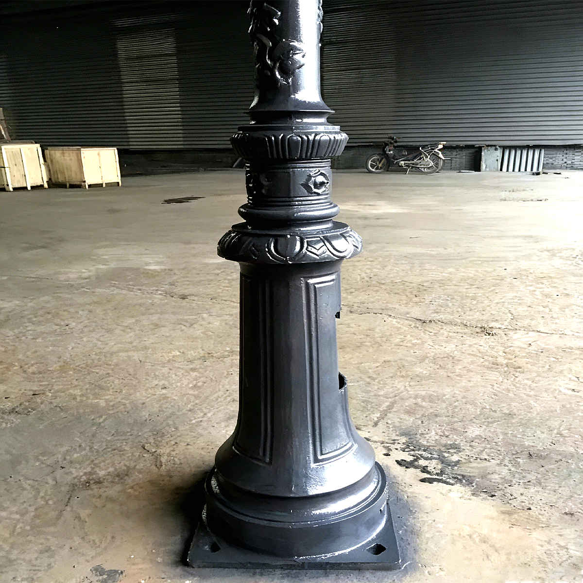 Cast Iron Street Light Post: Where Antique Design Meets Modern Durability